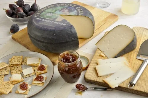 Midnight Moon photo credit T.Depaepe